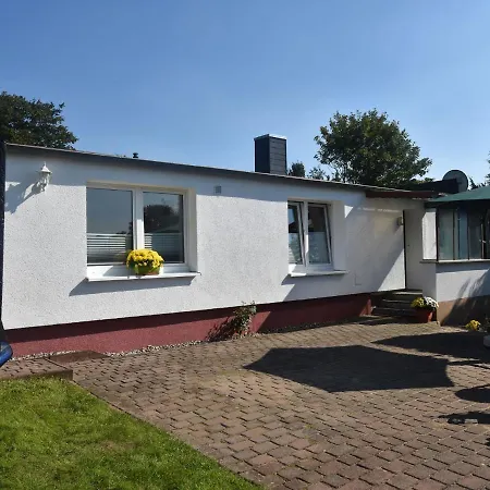 Beautiful Bungalow In With Garden Kröpelin